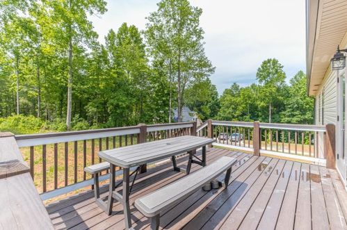 233 Tesnatee Landing Dr, Cleveland GA  30528-3868 exterior