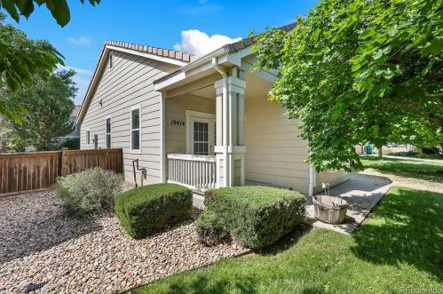19414 58th Pl, Denver, CO 80019-2027