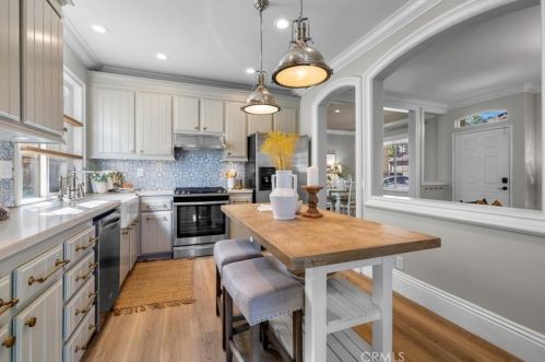 46 Danbury Ln, Irvine CA  92618-3972 exterior