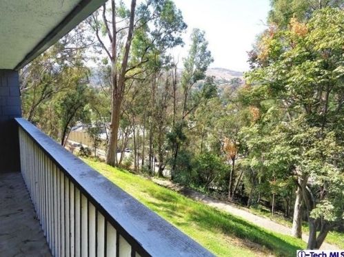 535 Ranch View Cir, Anaheim CA  92807-4321 exterior