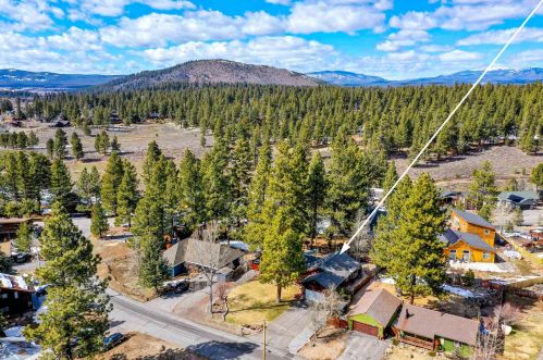 16054 Canterbury Ln, Truckee CA 96161-1648 exterior