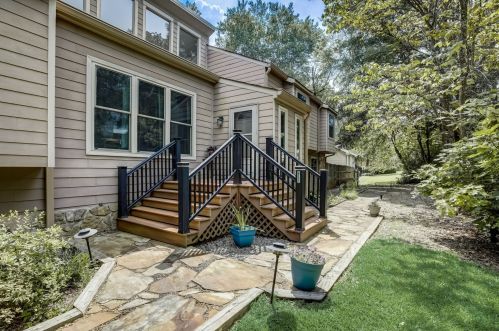2418 Ashton Woods Ct, Marietta, GA 30068-3405