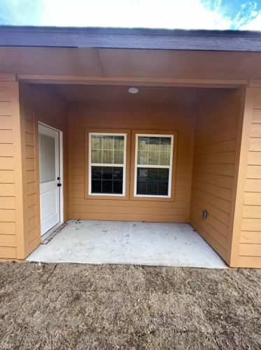 2735 17 St, Fort Worth TX  76106-5009 exterior