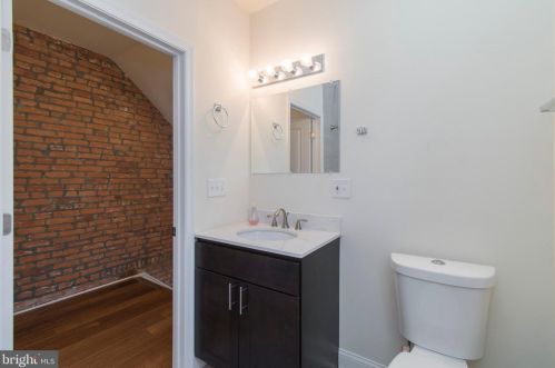 1338 22nd St, Philadelphia PA 19146-4241 exterior