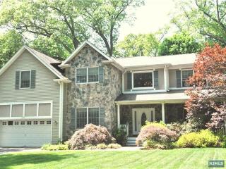 546 Upper Blvd, Ridgewood, NJ 07450-1508