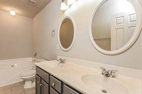 1040 Briar Rose Ln, Ladson SC  29456-3073 exterior