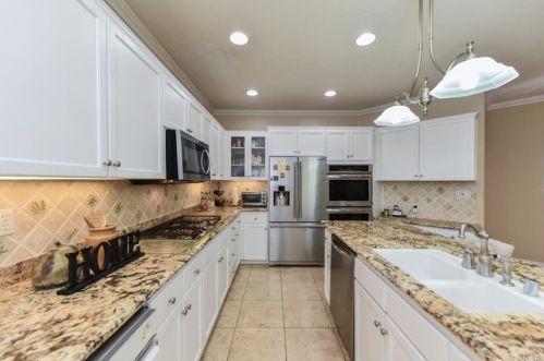 8774 Banner Rdg Dr, Anaheim CA  92808-1665 exterior