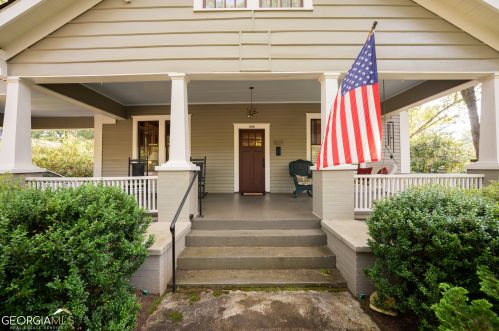 696 Billups Ave, Madison, GA 30650-1439