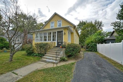 1863 Pine Rd, Homewood, IL 60430-1334