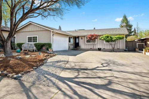 9349 Castlemont Cir, Citrus Heights, CA 95662-5319