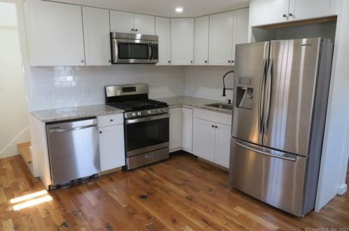 9 Franklin St, Killingly CT  06239-3504 exterior