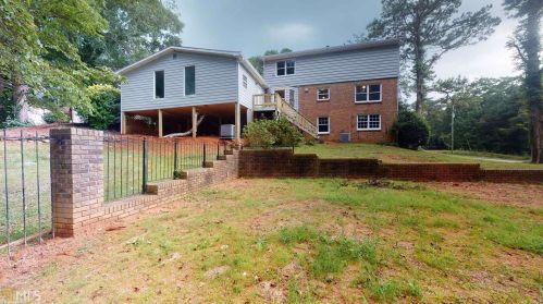 4100 Coatsworth Dr, Rex GA 30273-1500 exterior