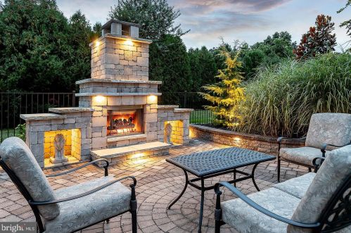 178 Woodstown Rd, Harrison Township, NJ 08062-3600