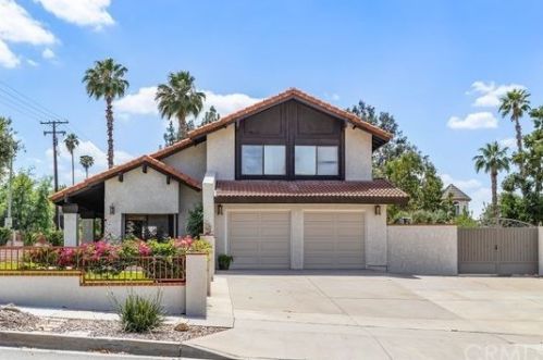 1494 Olive Ave, Redlands, CA 92373-4930