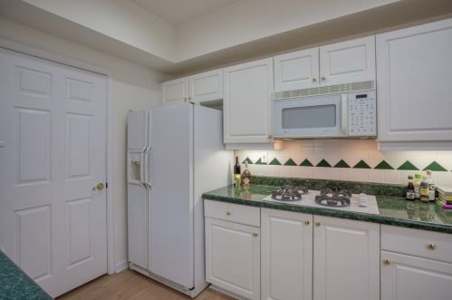 3636 Habersham Rd, Atlanta GA  30305-1153 exterior