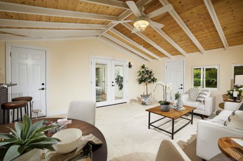 3675 Campus Dr, Oceanside, CA 92056-3936