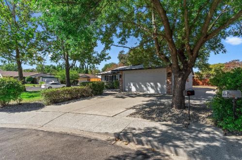 674 Kingman Ct, Vacaville, CA 95687-5425