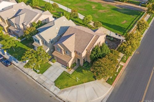 1603 Dennison Dr, Perris, CA 92571-7578