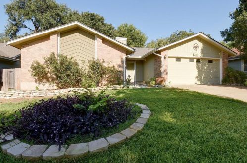 7906 Epping Ln, Austin, TX 78745-6867