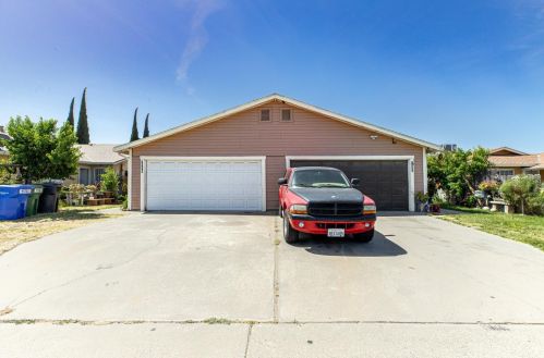 1332 Pecos Ave, Modesto, CA 95351-4728