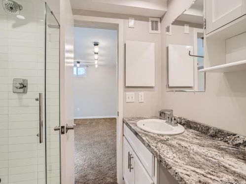 2759 Washington St, Englewood CO  80113-1675 exterior