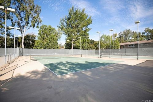 117 Streamwood, Irvine CA  92620-1946 exterior