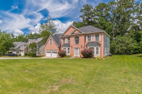 390 Cascade Rise Ct, Atlanta, GA 30331-8357