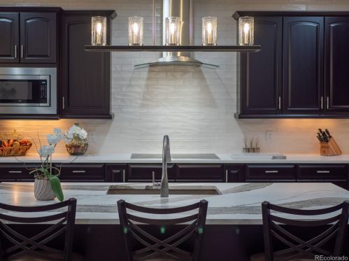 6489 Versailles Ct, Denver, CO 80016-5314