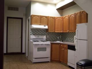 914 Hanover St, Baltimore MD  21230-4002 exterior