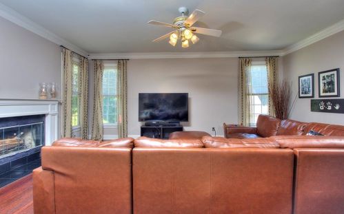 5065 Highland Lake Dr, Atlanta GA  30349-3924 exterior