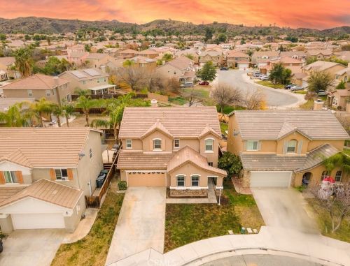 854 Browning Ct, San Jacinto, CA 92583-6057