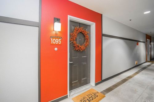 1801 Katella Ave, Anaheim CA  92804-6620 exterior