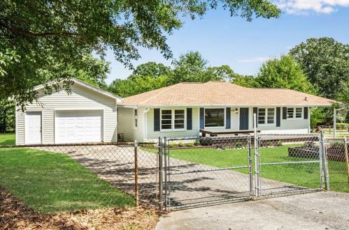 455 Francis Cir, Mableton GA  30126-3419 exterior