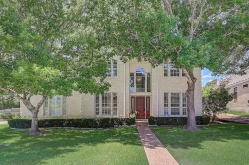 3112 Barton Point Dr, Austin TX  78733-6318 exterior