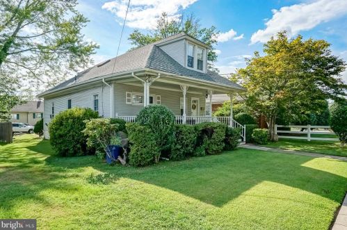 204 Edgewood Ave, Camden, NJ 08106-2225