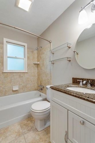 6769 Lockridge Dr, Atlanta GA  30360-1555 exterior