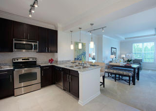 5443 Wade Park Blvd, Raleigh NC  27607-6053 exterior
