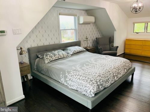 2233 Luzerne Ave, Silver Spring MD 20910-2135 exterior