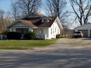 211 Lamotte St, Palestine, IL 62451-1208