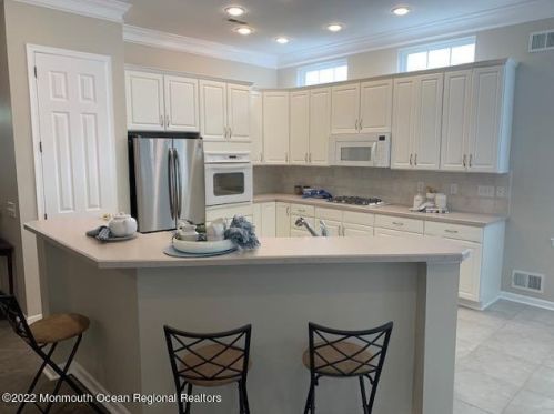 21 Inverness Ln, Jackson Twp, NJ 08527-4046