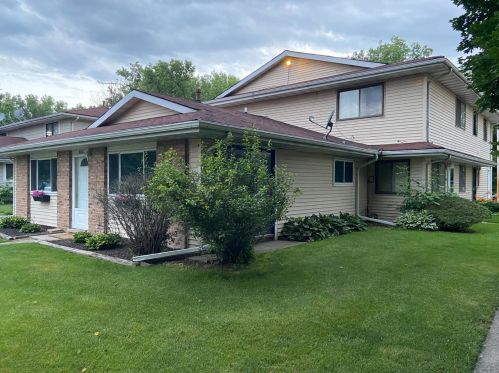 6967 Pierce Dr, Gary, IN 46410-3366