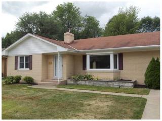 2804 Homestead Dr, Erie, PA 16506-2130