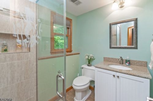 15 Mdw Ln, Hackettstown NJ  07840-4143 exterior