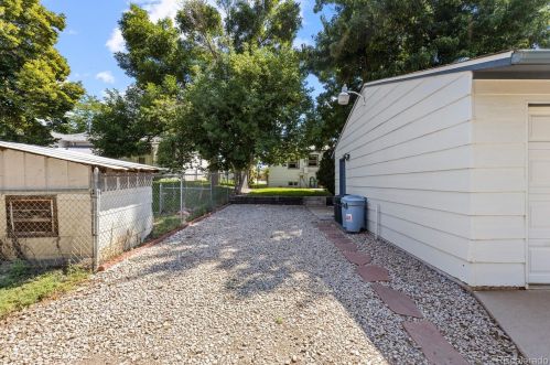 4557 Acoma St, Englewood CO 80110-5741 exterior