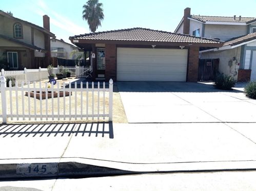 145 Elmtree Dr, Perris, CA 92571-2742