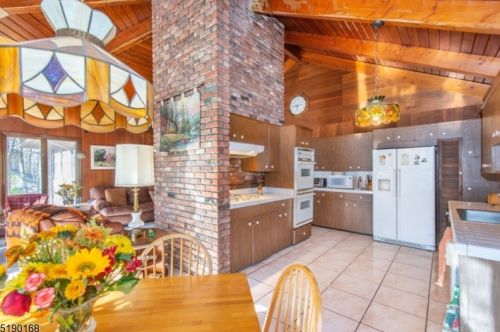 50 Kingman Rd, Berkeley Heights, NJ 07922-2419