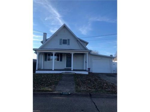 406 59th St, Parkersburg, WV 26105-2044