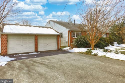 958 Chesterfield Rd, Haddonfield NJ 08033-3615 exterior