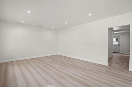 1710 Glenwood Rd, Glendale CA  91201-1812 exterior