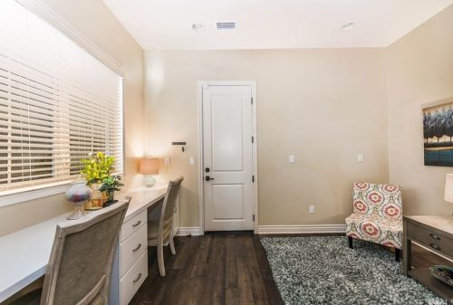 18 Shadybend, Irvine CA  92602-0844 exterior